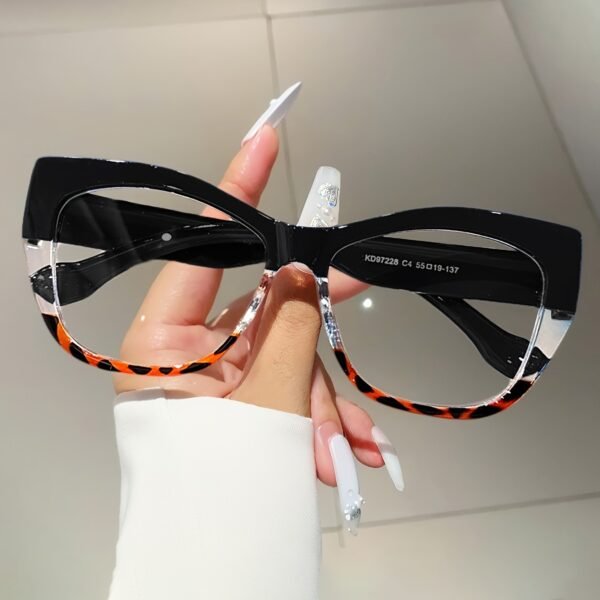 O1CN01UwbSIo1oBhUSfcqIE_21212219847995187-0-cib.jpg 9